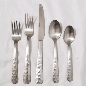 5 Pieces Oneida Serving Stainless 18/10 Flatware Set Hammered China 125